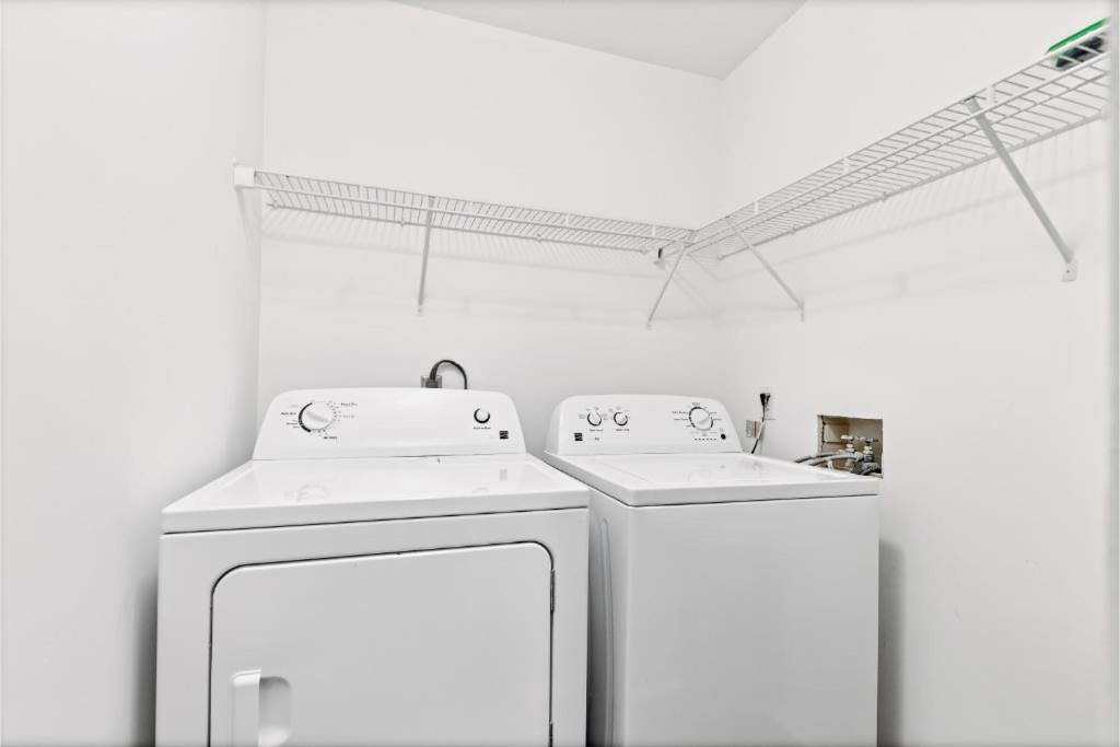 Scenic And Vibrant 1Br With Balcony Gym Pool Leilighet Bradenton Eksteriør bilde