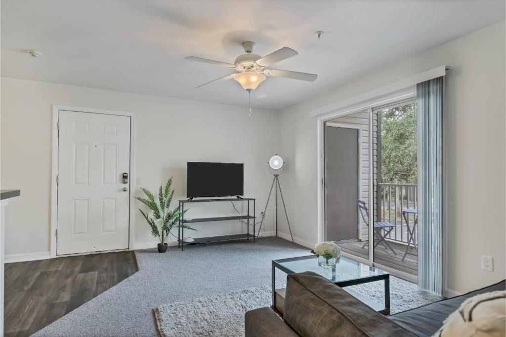 Scenic And Vibrant 1Br With Balcony Gym Pool Leilighet Bradenton Eksteriør bilde