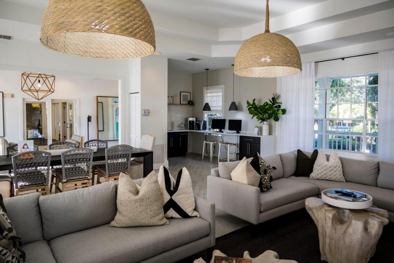 Scenic And Vibrant 1Br With Balcony Gym Pool Leilighet Bradenton Eksteriør bilde